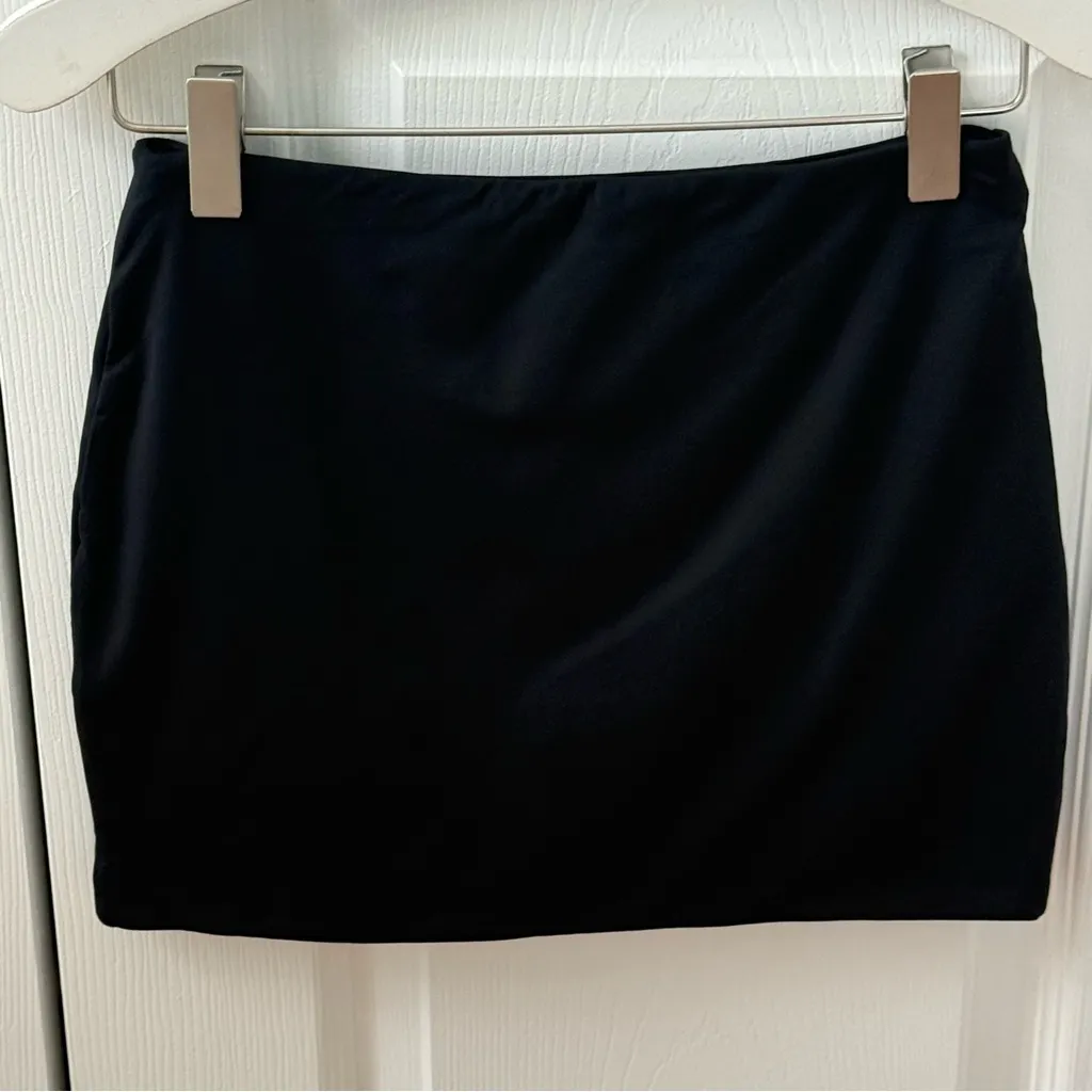 Aritzia Original Contour Enrich Second-skin Micro Tube Skirt with Built-in Thong - Image 3