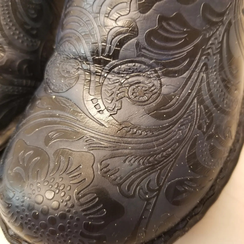 {6.5M} b.o.c. Peggy clogs navy floral embossed Blue Size 6.5 - Image 10