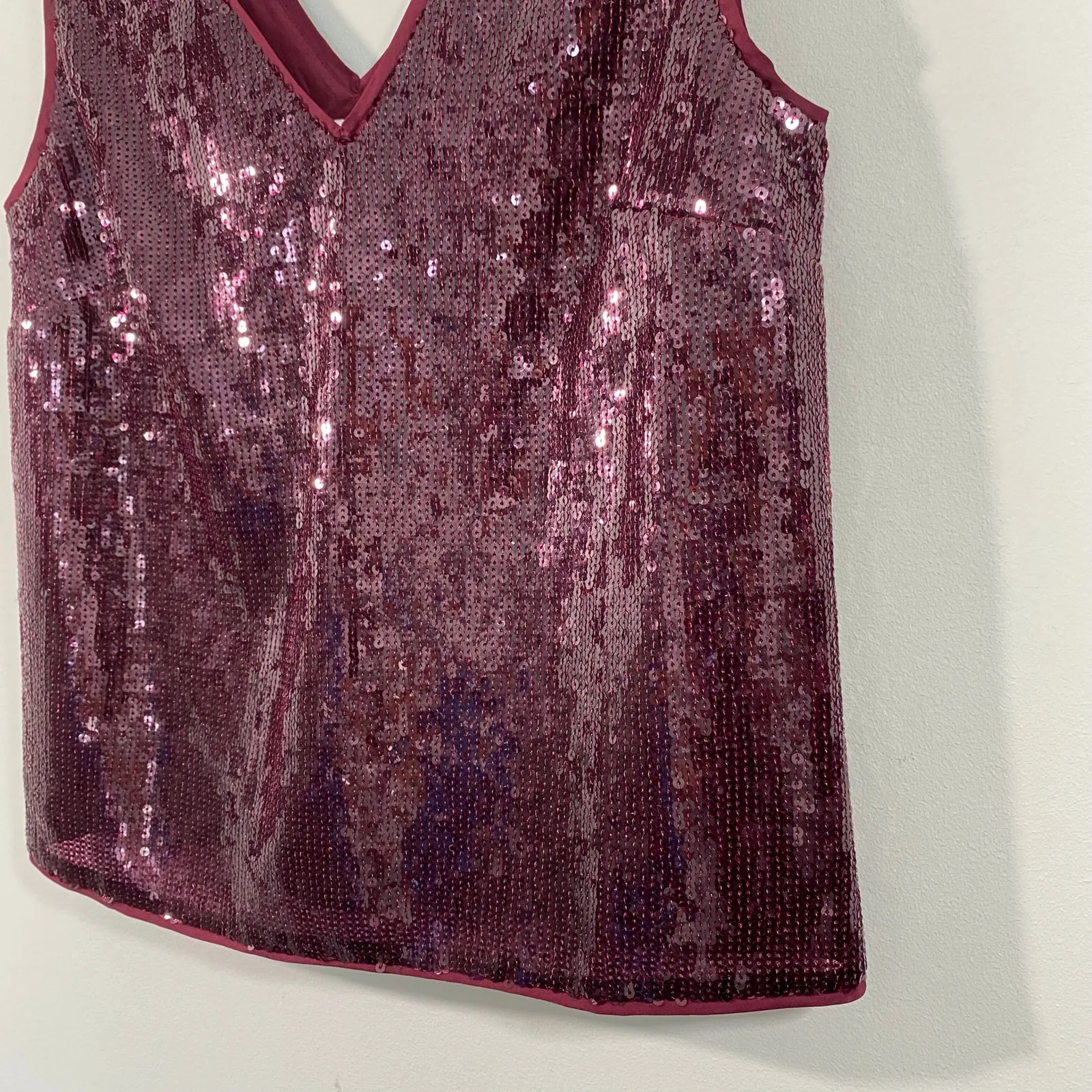 J Crew Women Plum Full Sequins Sleeveless V-neck Blouse Size S NWT #CF364 - Image 4