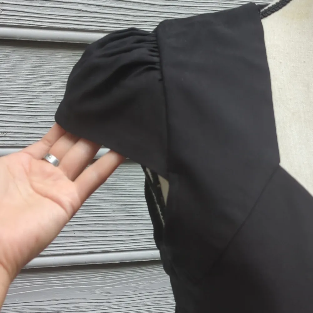 City Triangles Cap Sleeve Belted Ponte Dress with Cut Out Back Size 11 - Image 5