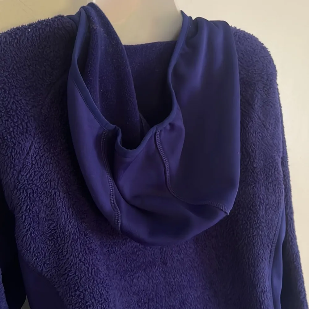 Champion Fleece zip up hooded jacket - Image 8