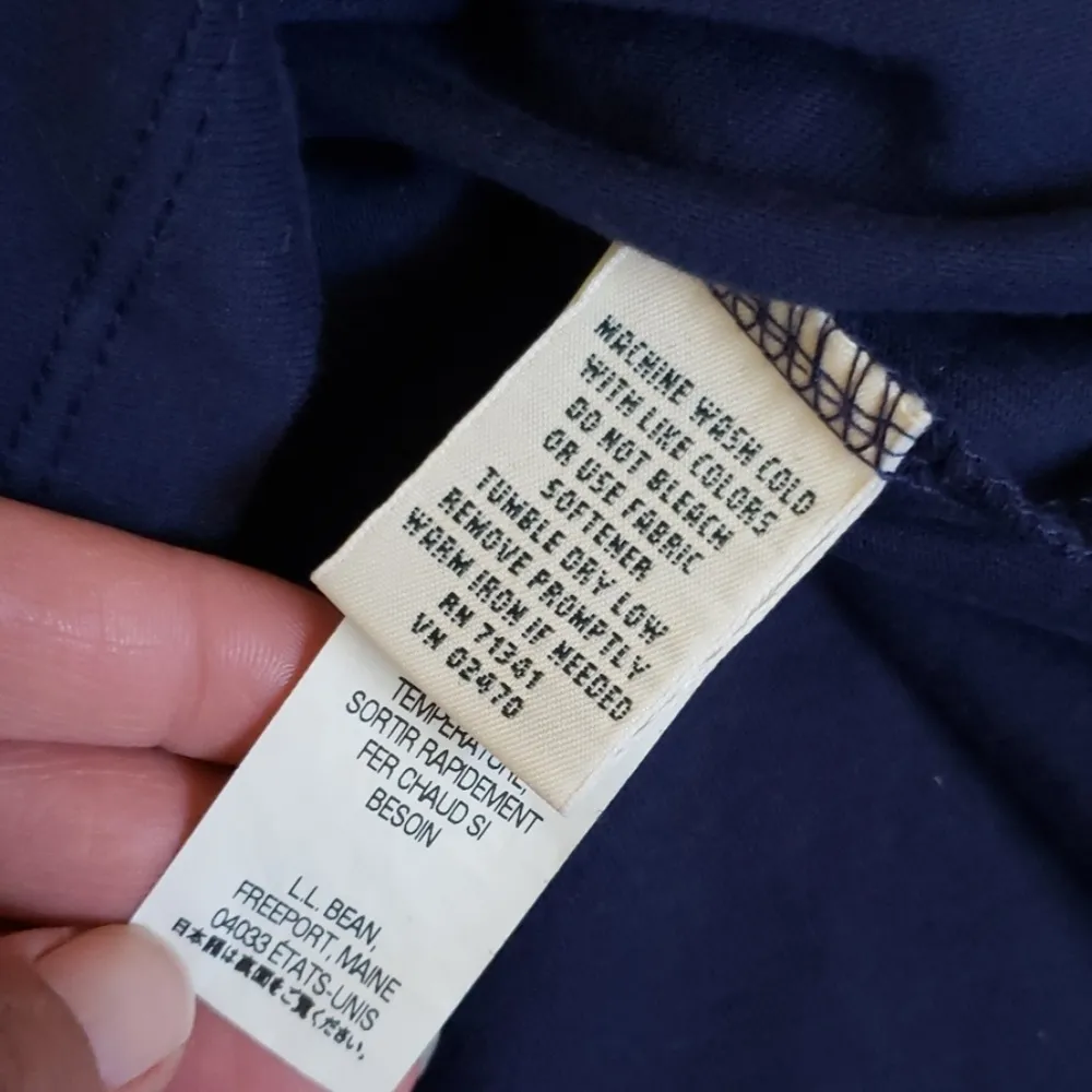 L.L. Bean tee size medium - Image 5