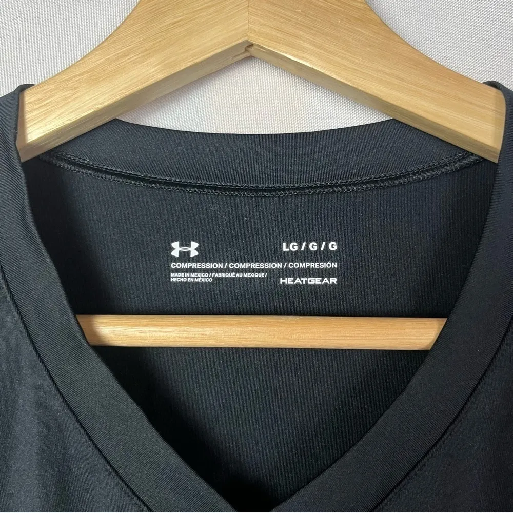Under Armour Heatgear Black Fitted Compression V-Neck Athletic Top L - Image 4