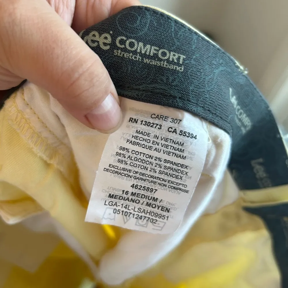 LEE COMFORT WOMENS BERMUDA SHORTS - Image 3