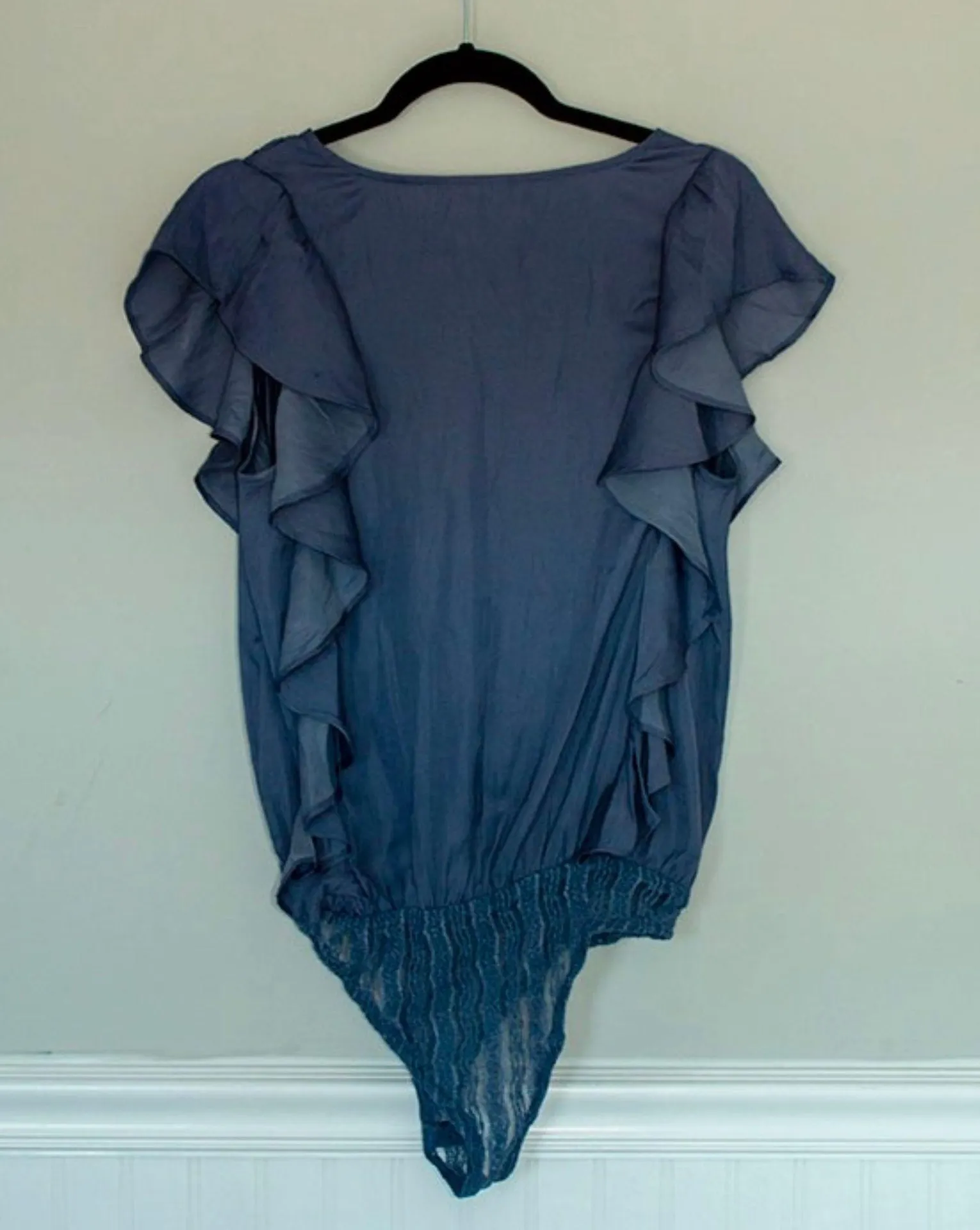 V-Neck bodysuit - Image 2