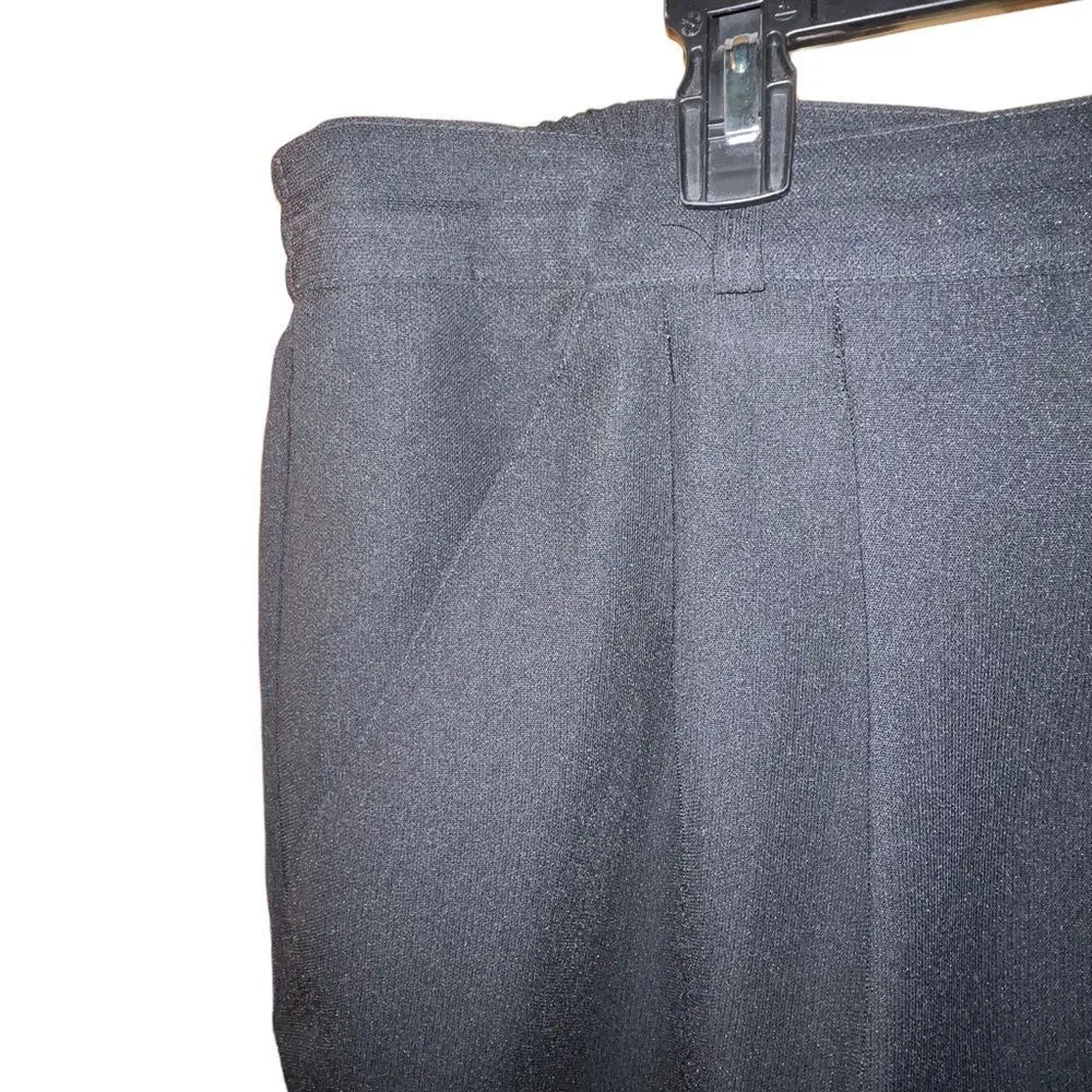 Maggie McNaughton black dress pants with pleats and front pockets - Image 3