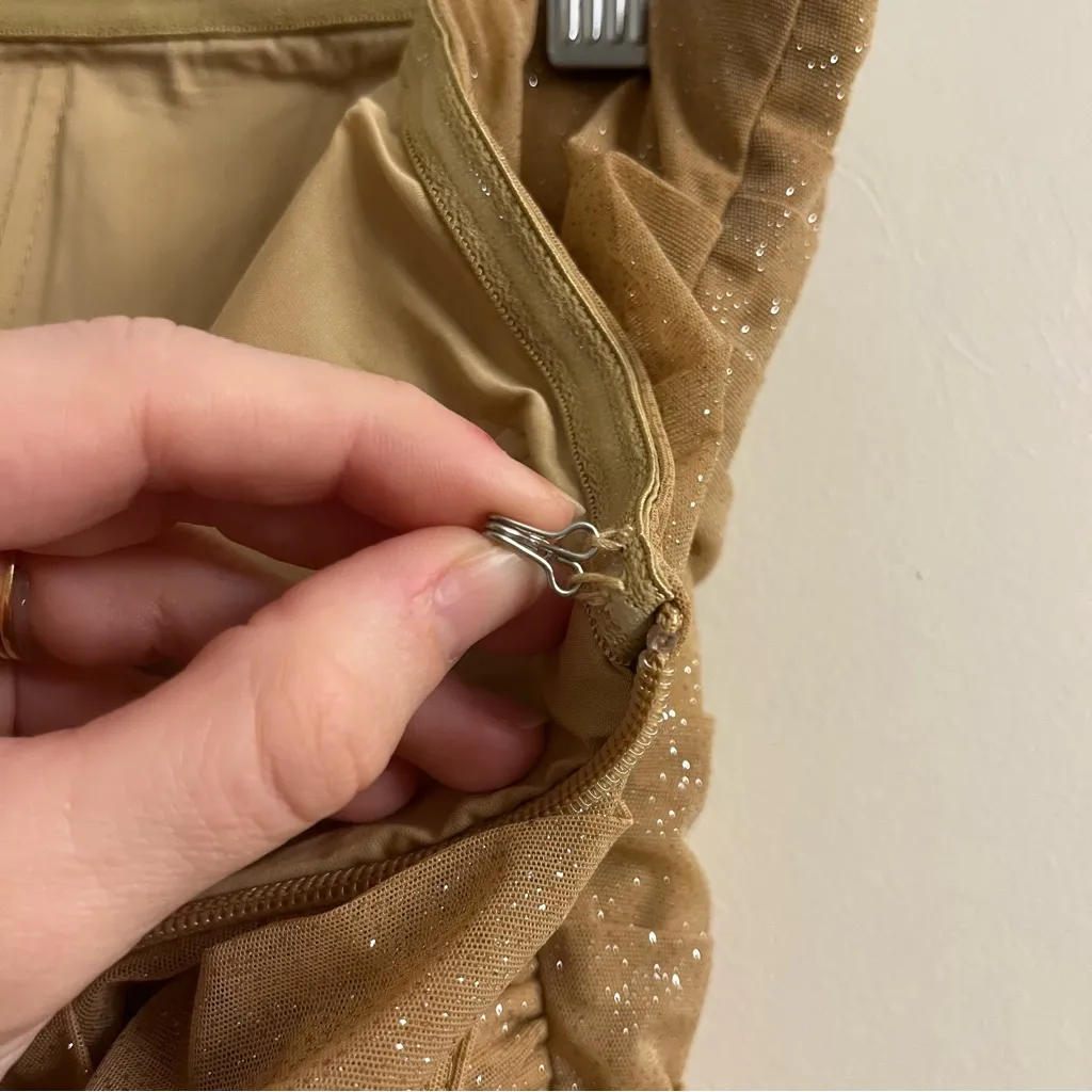 Babyboo Katrina Mini Dress Gold Sparkle Medium - Image 9