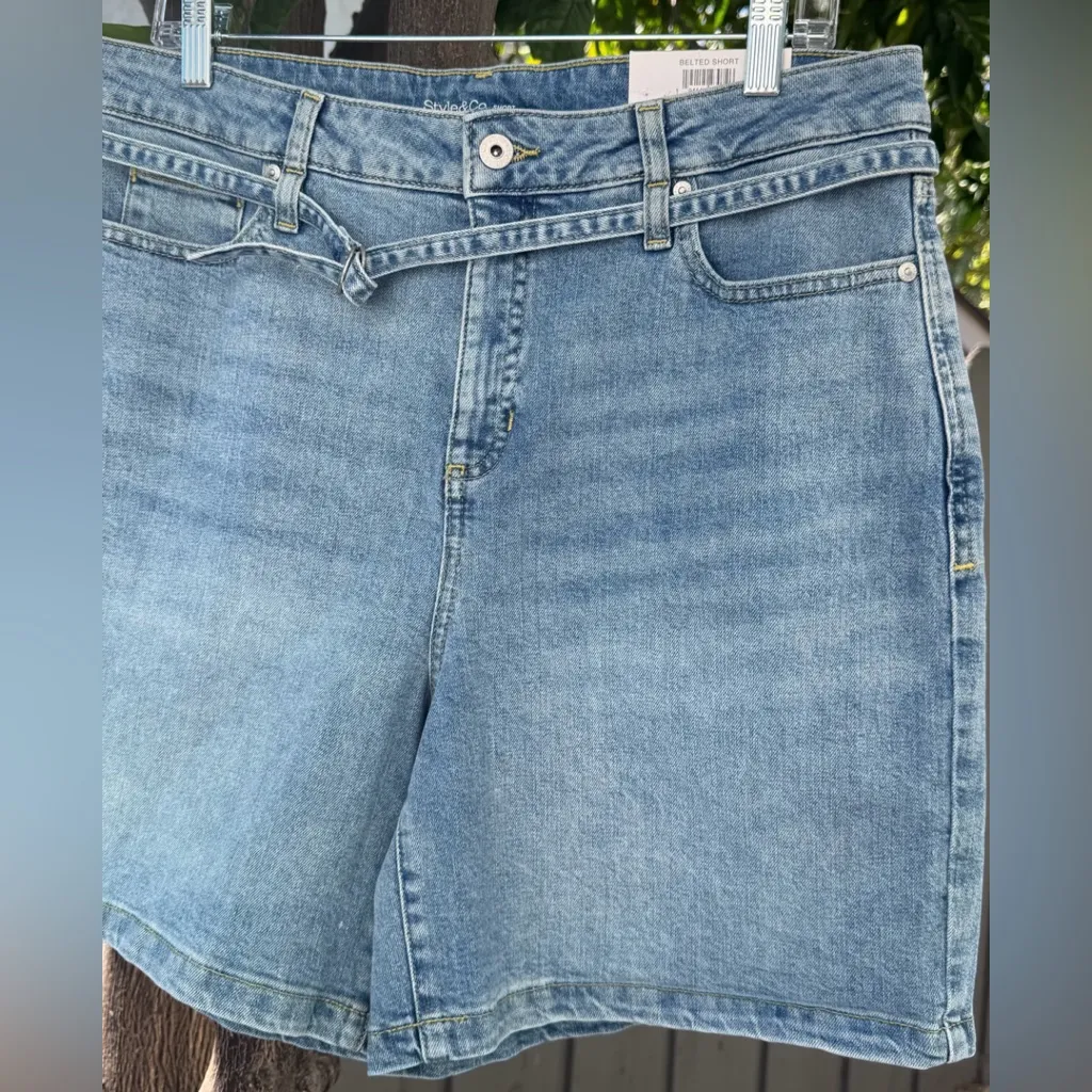 NEW Style & Co High Rise Belted Denim Shorts Women’s Sz 14 - Image 2