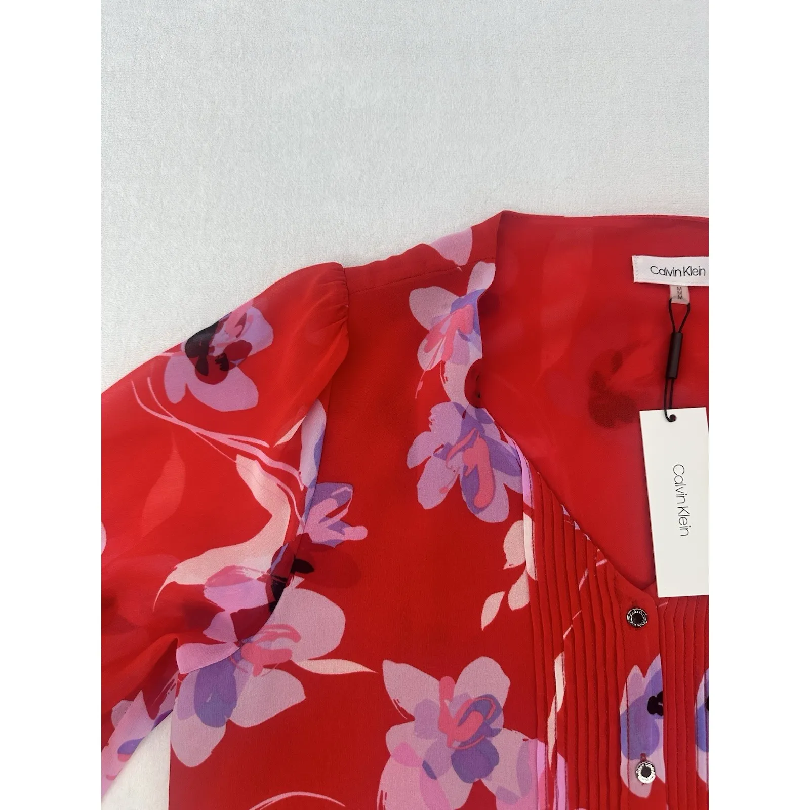 NWT Calvin Klein Button Down Red Floral Blouse - Size Medium - Image 6