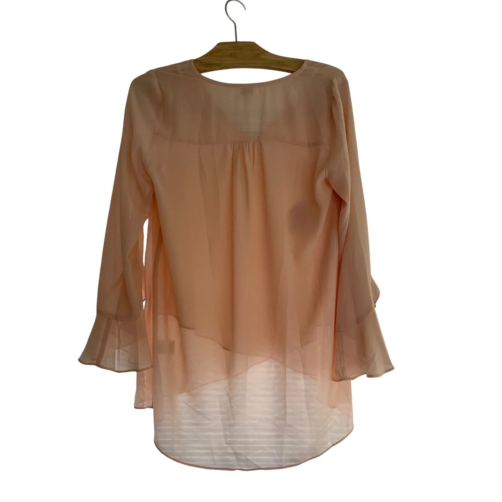 NWT Umgee Womens Blouse‎ Small Long Sleeve Ruffle Bell Sleeve V Neck Pink - Image 5