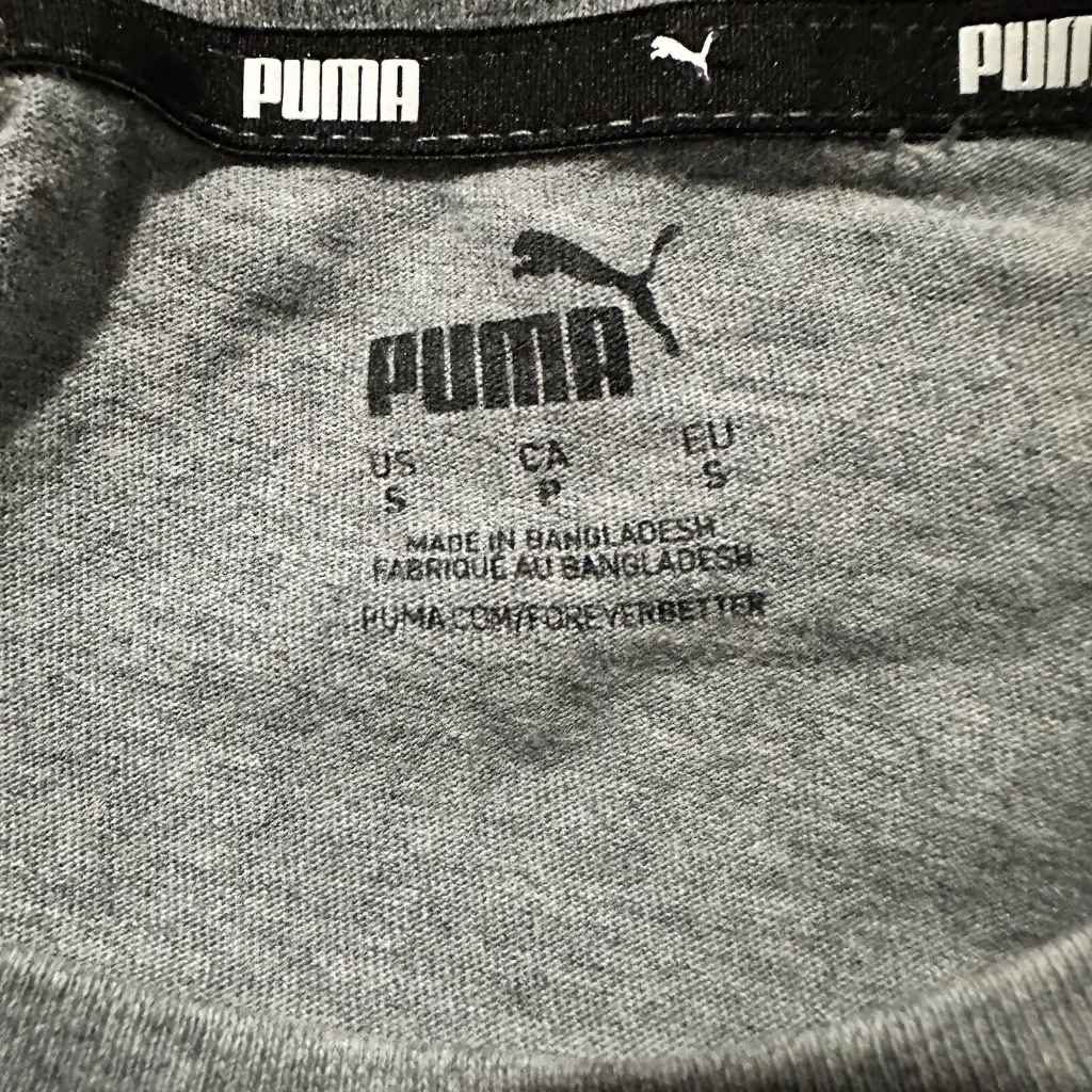 Puma light Grey T Shirt Top small logo tee active athlete gym round neck - Image 7