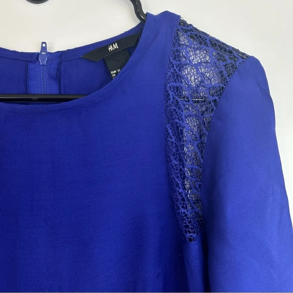 NWT H&M Royal Blue Shift Long Sleeve Dress with Lace Shoulders Size 2 - Image 4