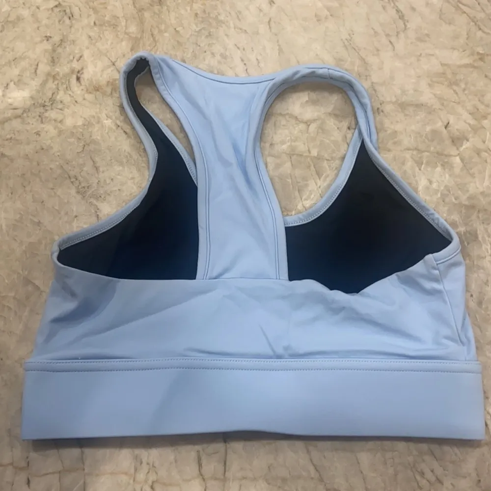 blue sports bra - Image 2