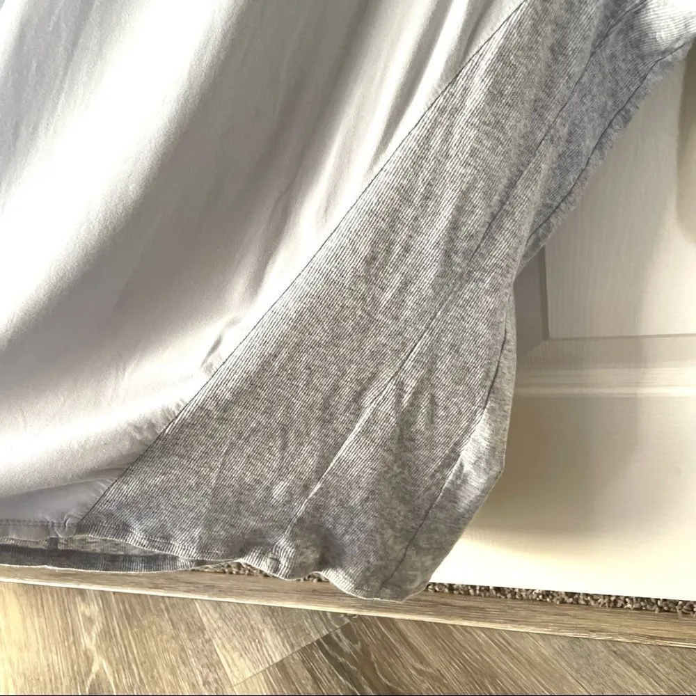 Two by Vince Canuto grey long sleeved V neck top - Image 6