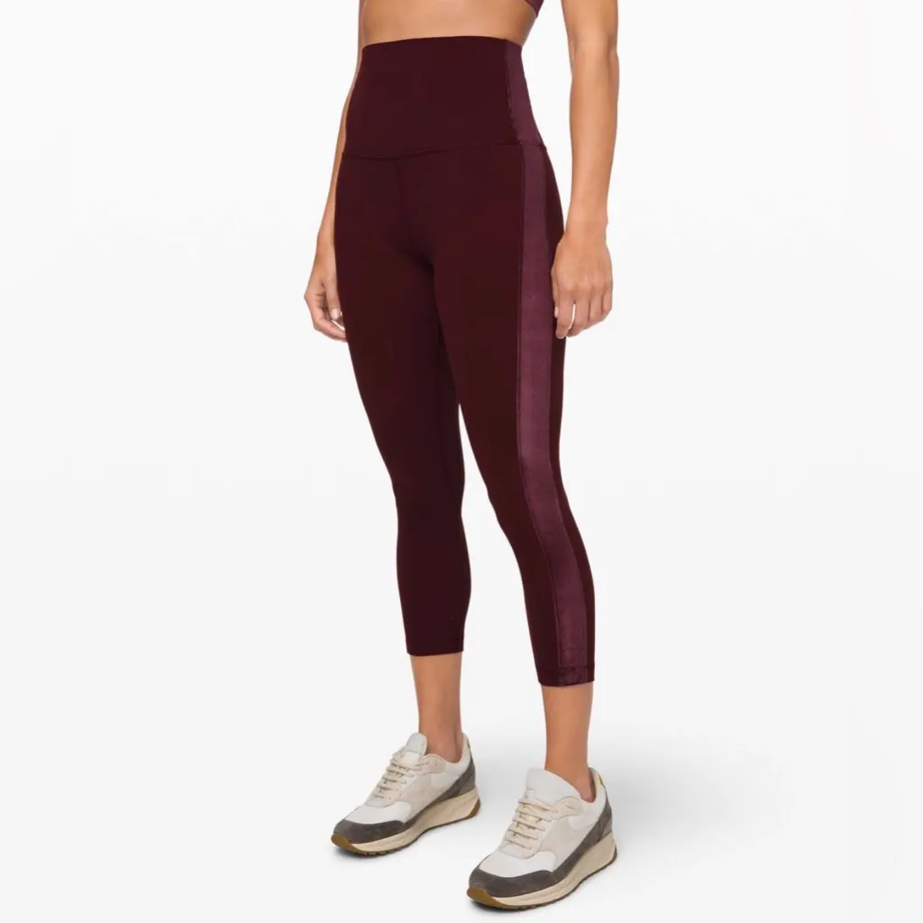 Lululemon - Align Super High-Rise Crop *Velvet
Garnet - 4 - Image 2