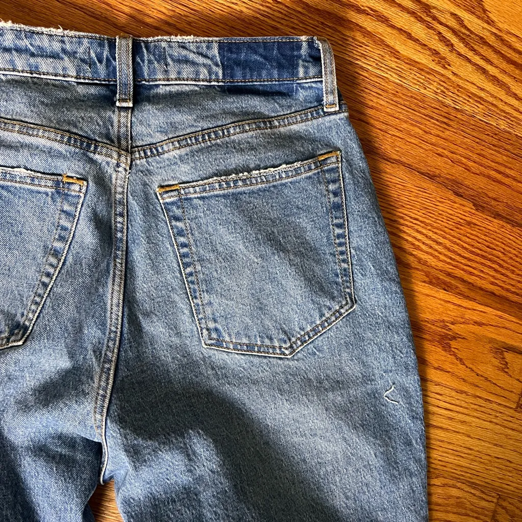 Abercrombie & Fitch Dad High Rise Distressed Blue Jeans Curve Love - Image 9