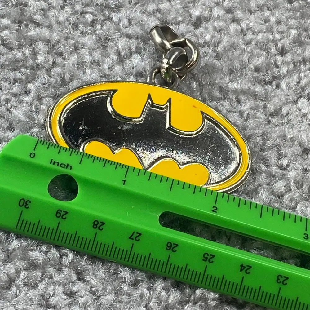 Batman Pendant Medal Medallion 1999 DC Comics Yellow Enamel Silver Color Metal - Image 12