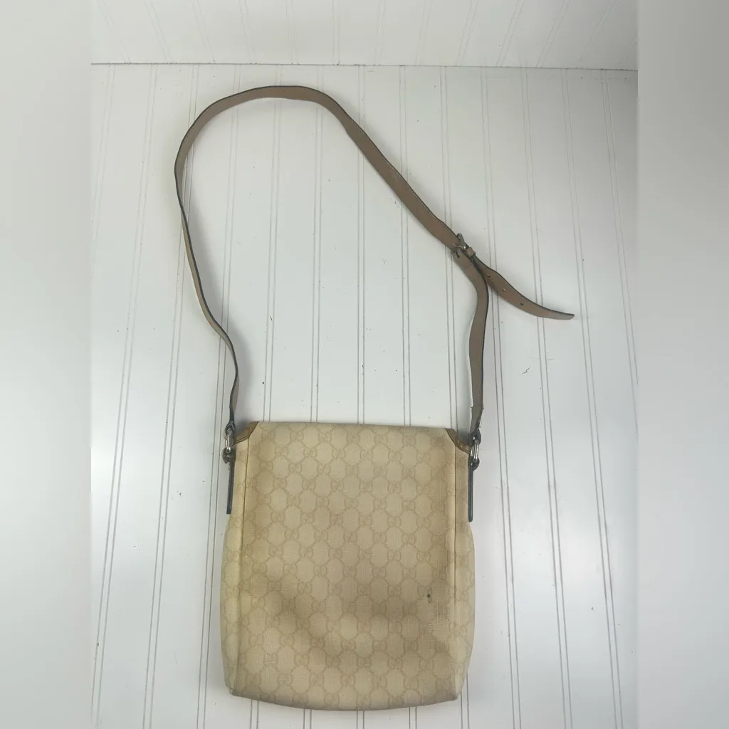 Gucci Vintage Elegant Cream Shoulder Crossbody Bag - Image 3