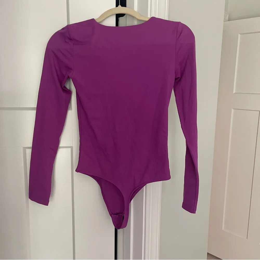 Babaton Purple Smoothing Long Sleeve Bodysuit aritiza - Image 5