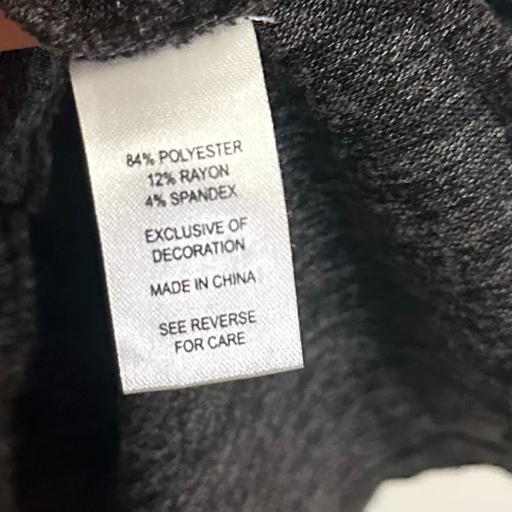 Triple Mug Gray Hacci Top - Image 3