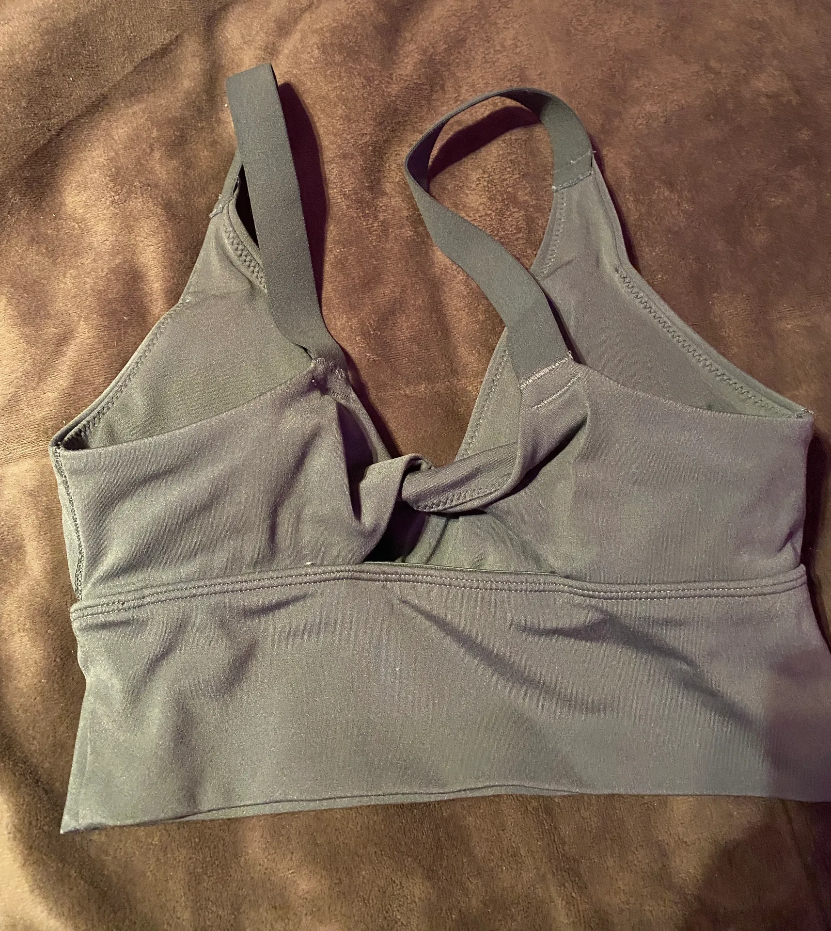 twist back sports bra - Image 3