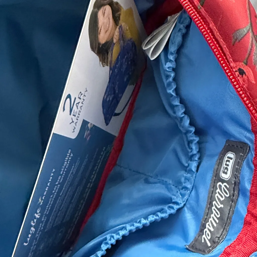 Lug Carousel XL Crossbody Warm Red Bouquet Floral Quilted Nylon Purse - Image 12