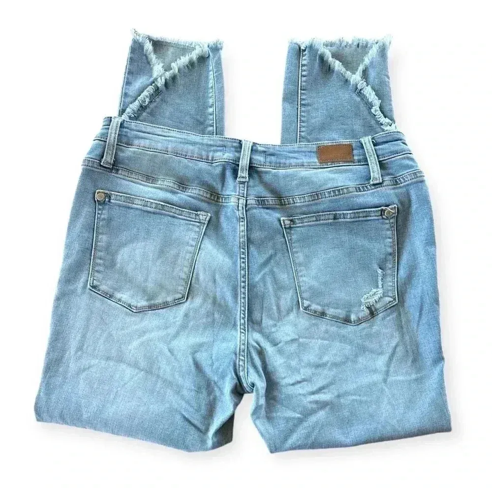 Judy Blue women's Light Blue High Waist Tulip Jeans size 15/32 - Image 8