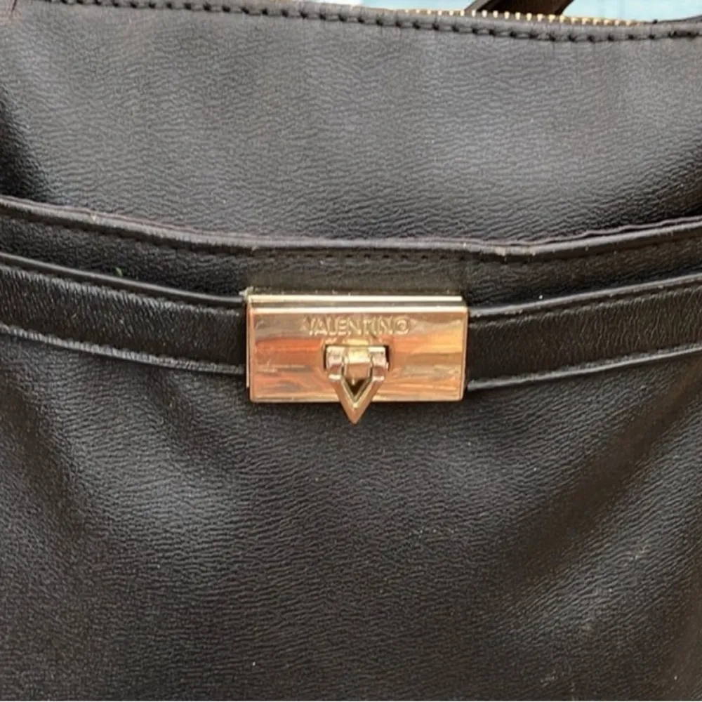 Valentino di Mario Spa Women's Black Leather Crossbody Bag - Image 6