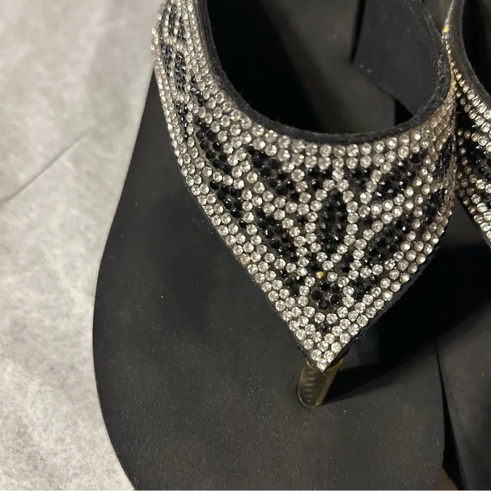 Women’s heel flip flop sandals Black Size 10 - Image 3