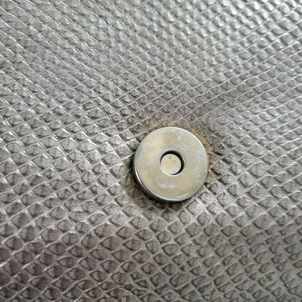 Bags by Pinky Vintage Metallic Silver Leather Shoulder Gold Studs Grommets USA - Image 9