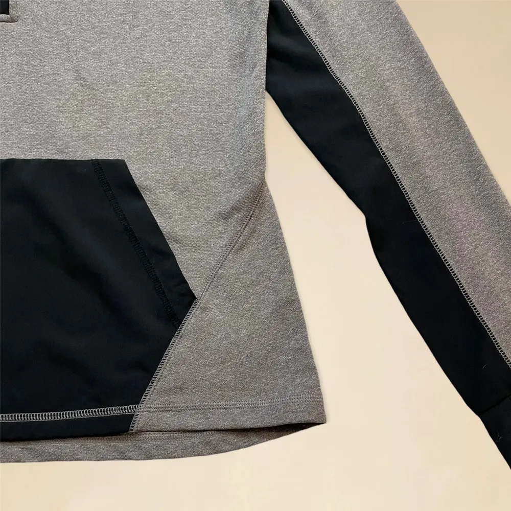 Vineyard Vines Performance Quarter Zip Colorblock Pullover Top - Image 3