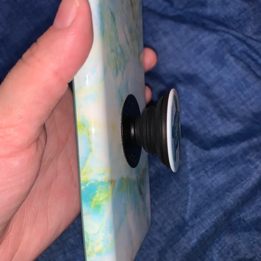 Velvet Caviar iPhone XS Max  case with popsocket - Image 3