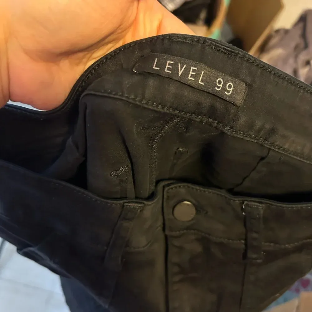 Level 99 Jolie Utility Jogger Pants Black Size 25 - Image 5