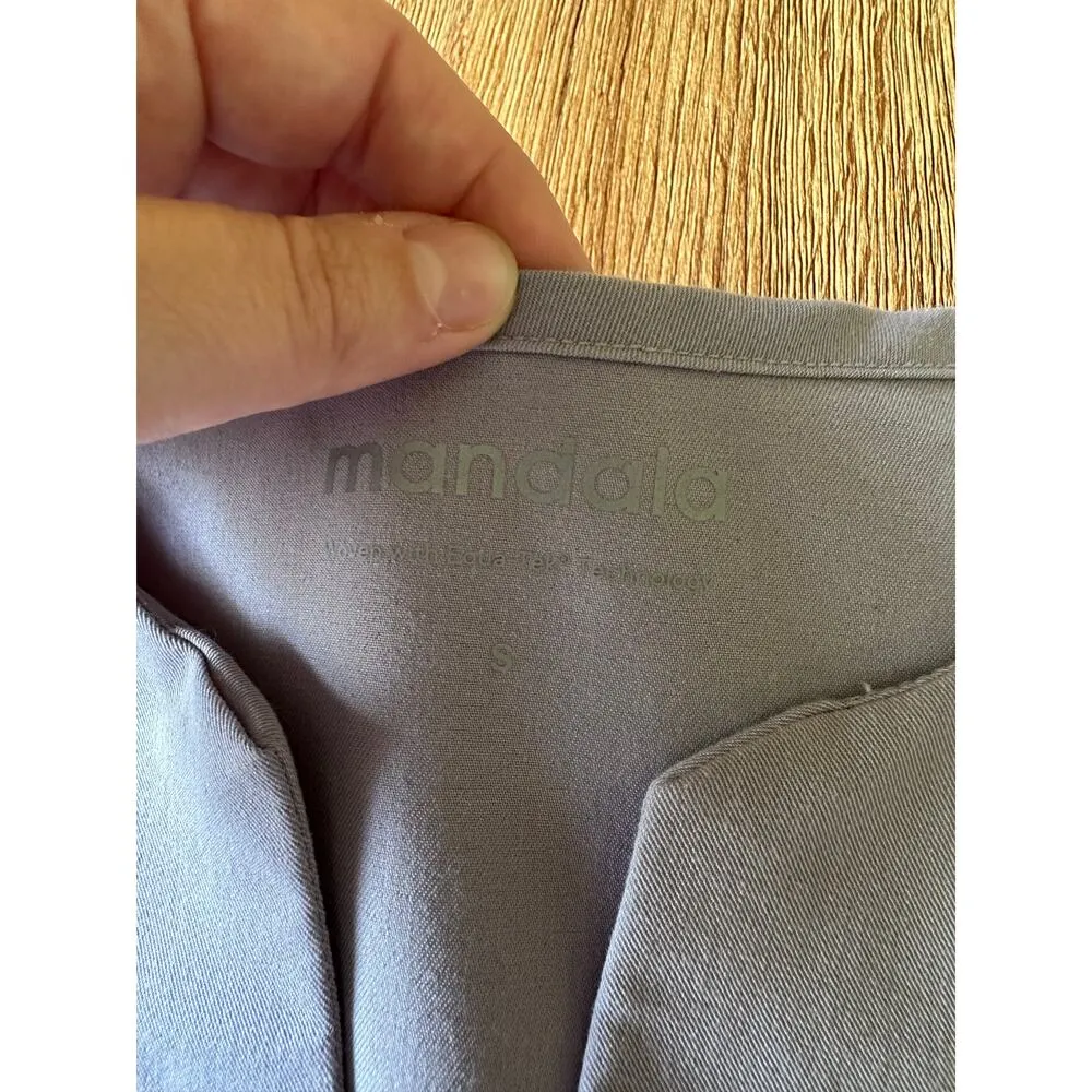 Mandala 5 Pocket Notch Neck Scrub Top Size S Purple - Image 2