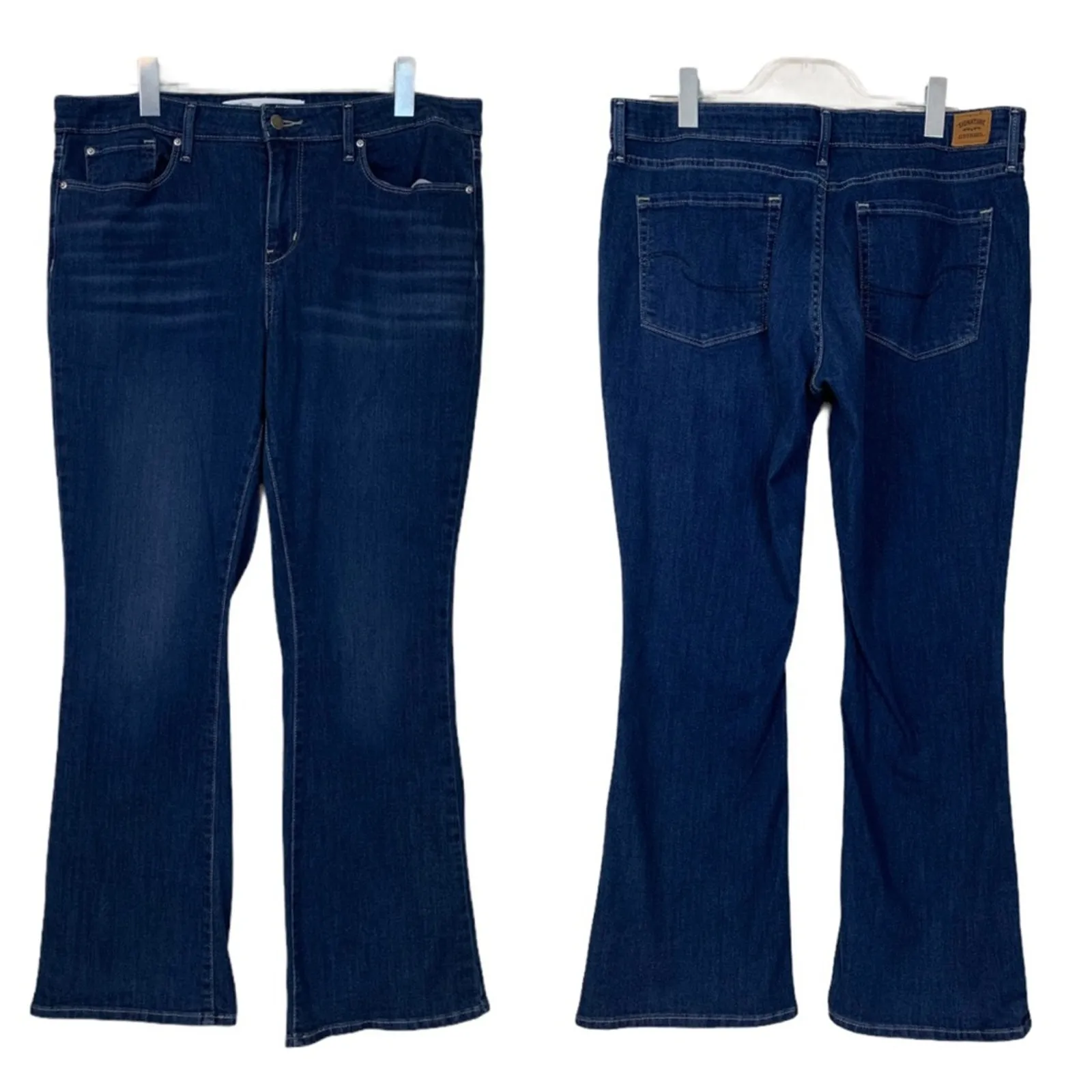 Levi’s Women's Jeans 10" Mid Rise Bootcut Dark Wash Jeans Size 34 - Image 6