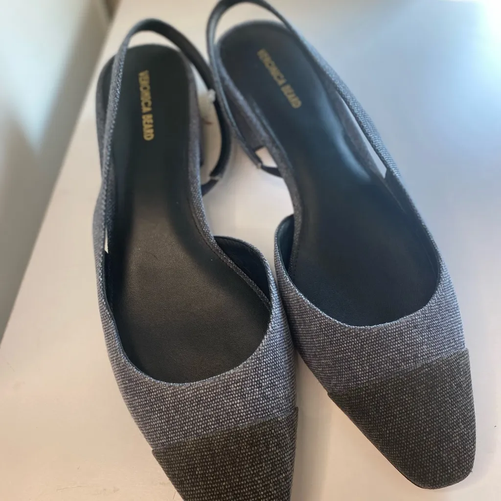 Veronica Beard Gray Black blue denim Slingback pointed toe - Image 2