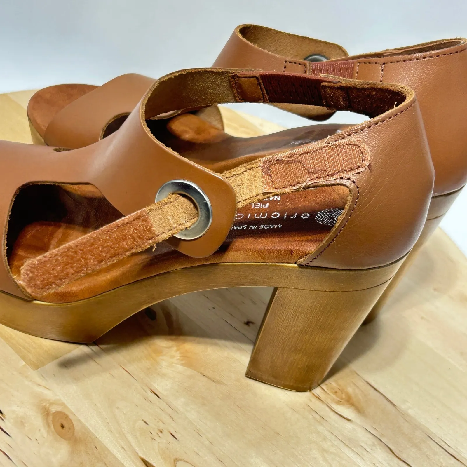 Eric Michael Womens Open Toe‎ Strap Closure Ginger Sandal - Size 40 & 9.5 - Image 8