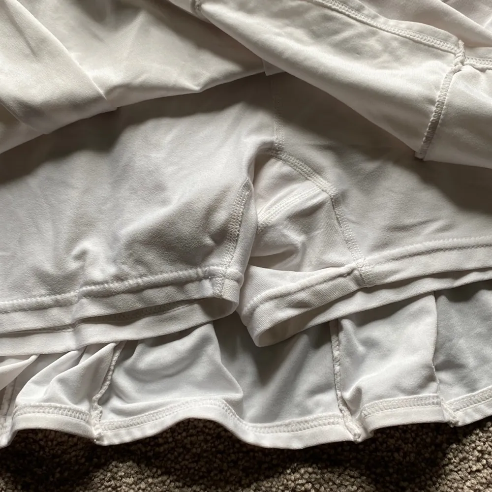 Nike Skirt SIZE L - Image 3