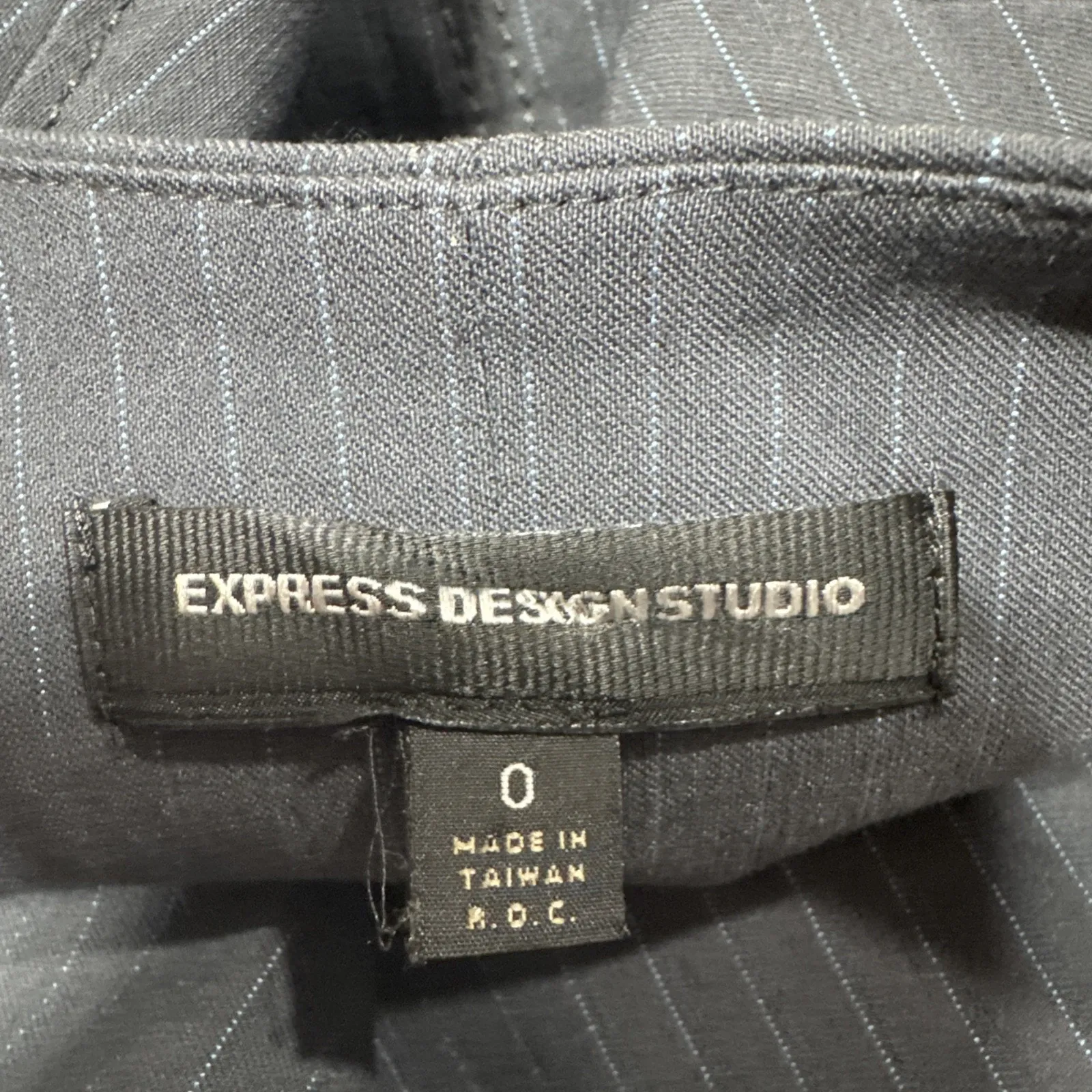 Express Design Studio Pencil Skirt Womens Sz 0 Gray Pinstripes High Rise Bodycon - Image 12