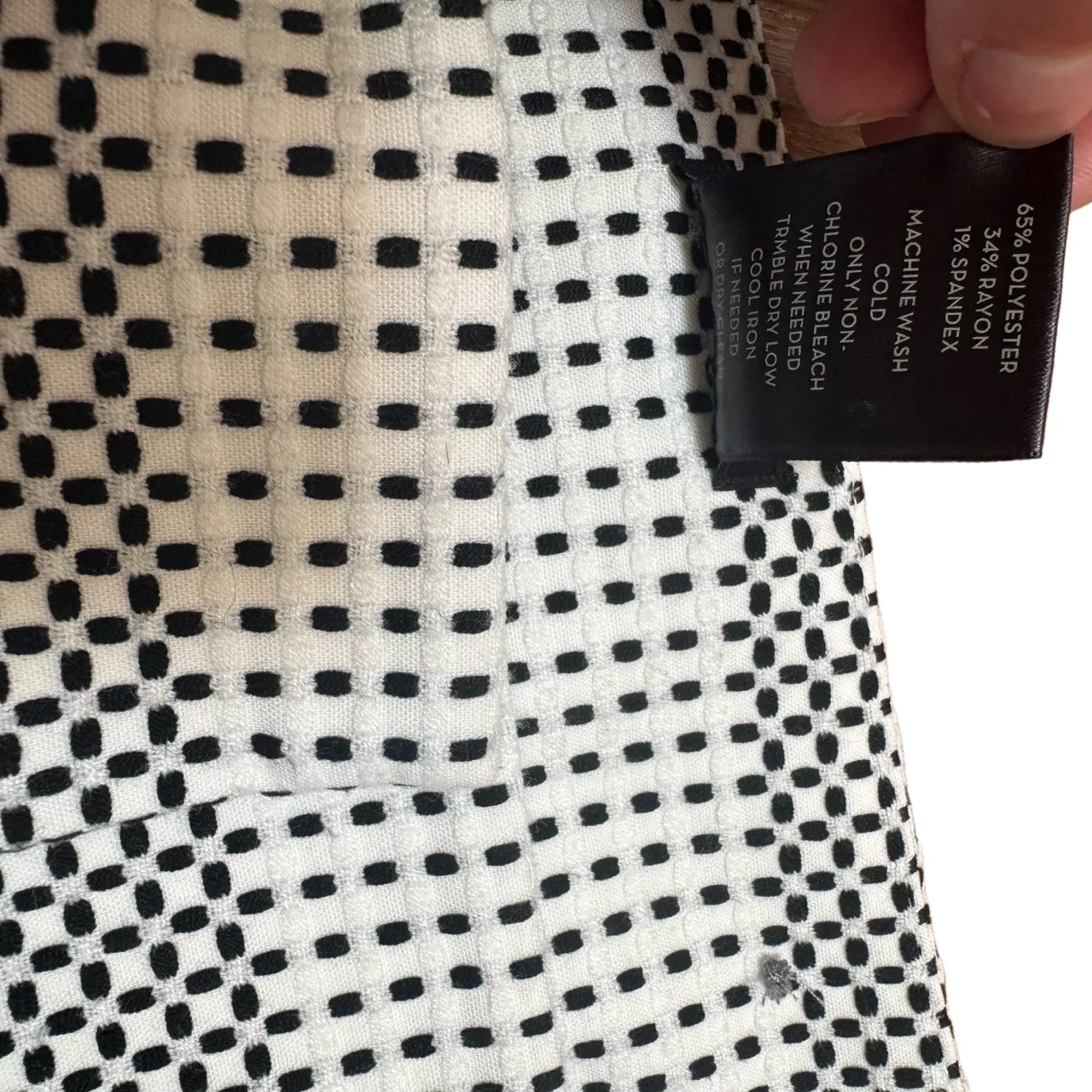 ANN TAYLOR Shorts - Image 4