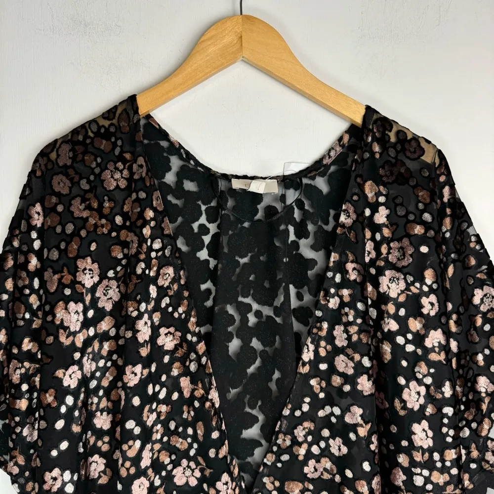 NWT LOFT Velvet Burnout Kimono Sz XS/S Floral Print - Image 3