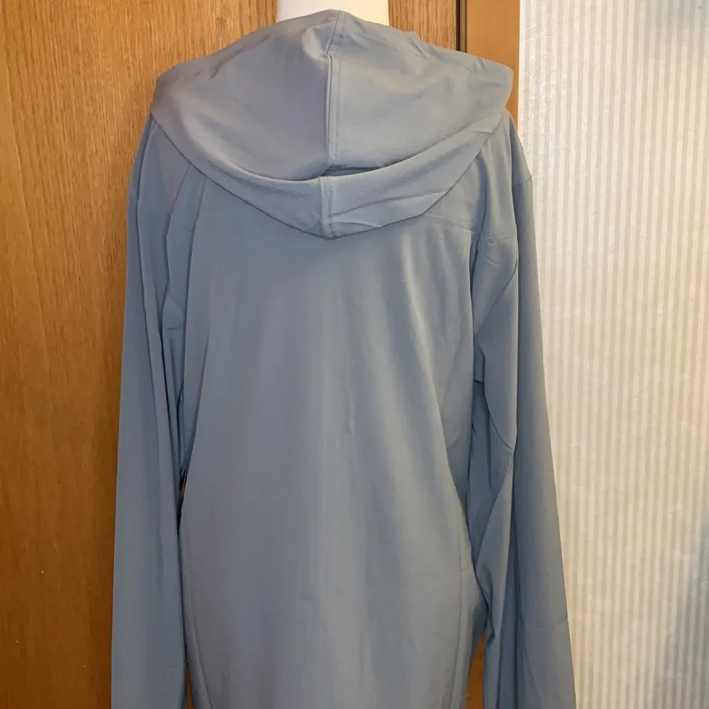 Zella Grey Shade tunic Length Windbreaker with Zip Front, Hoodie and Pockets - Image 8