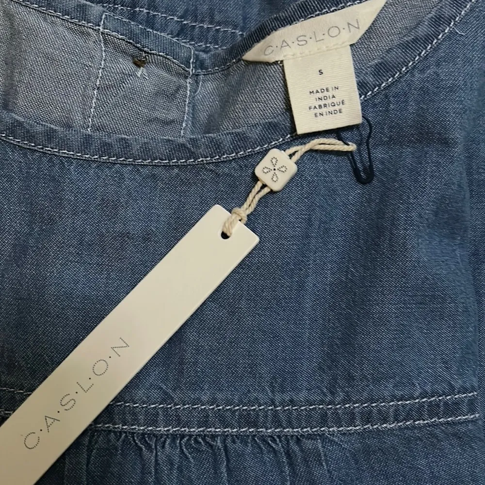 Calson Denim Button Back Top Sz Small NWT - Image 3