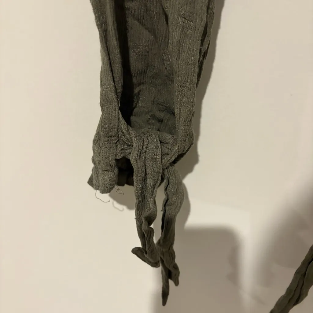 Onetheland Hyfve‎ Paperbag Pants Green Size Medium - Image 3