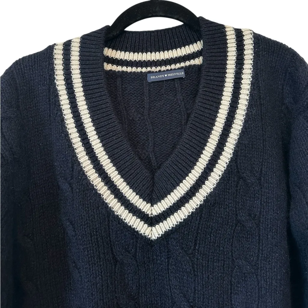 BRANDY MELVILLE Cable Knit V-Neck Sweater Navy Striped One Size - Image 5