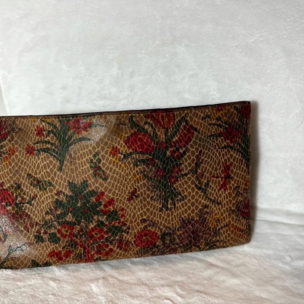 Source Unknown Brooches Wallet, Grey floral, Petite florals, Multi card spaces, 1 ‎ internal - Image 16