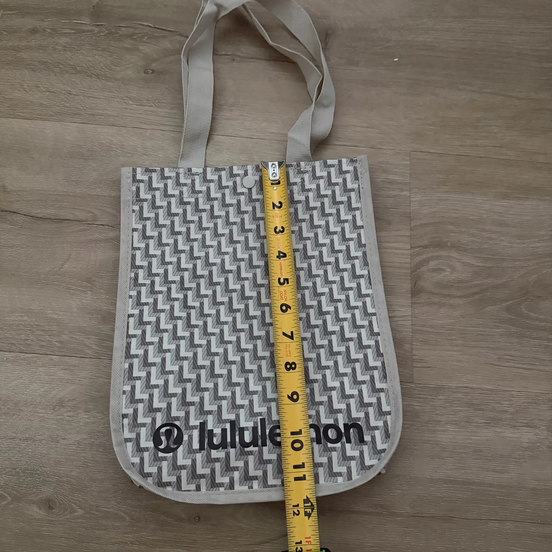 Lululemon Light Grey Reuseable Tote Bag - Image 5