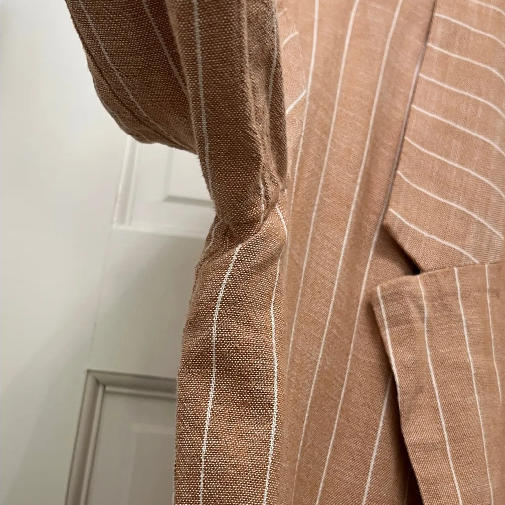 Stradivarius Brown and White Striped One Button Closure Casual Blazer - Sz Small - Image 9