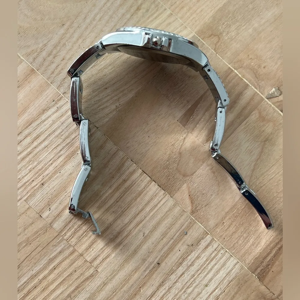 Fashion Watch Wanyl Brand Silver - Image 6