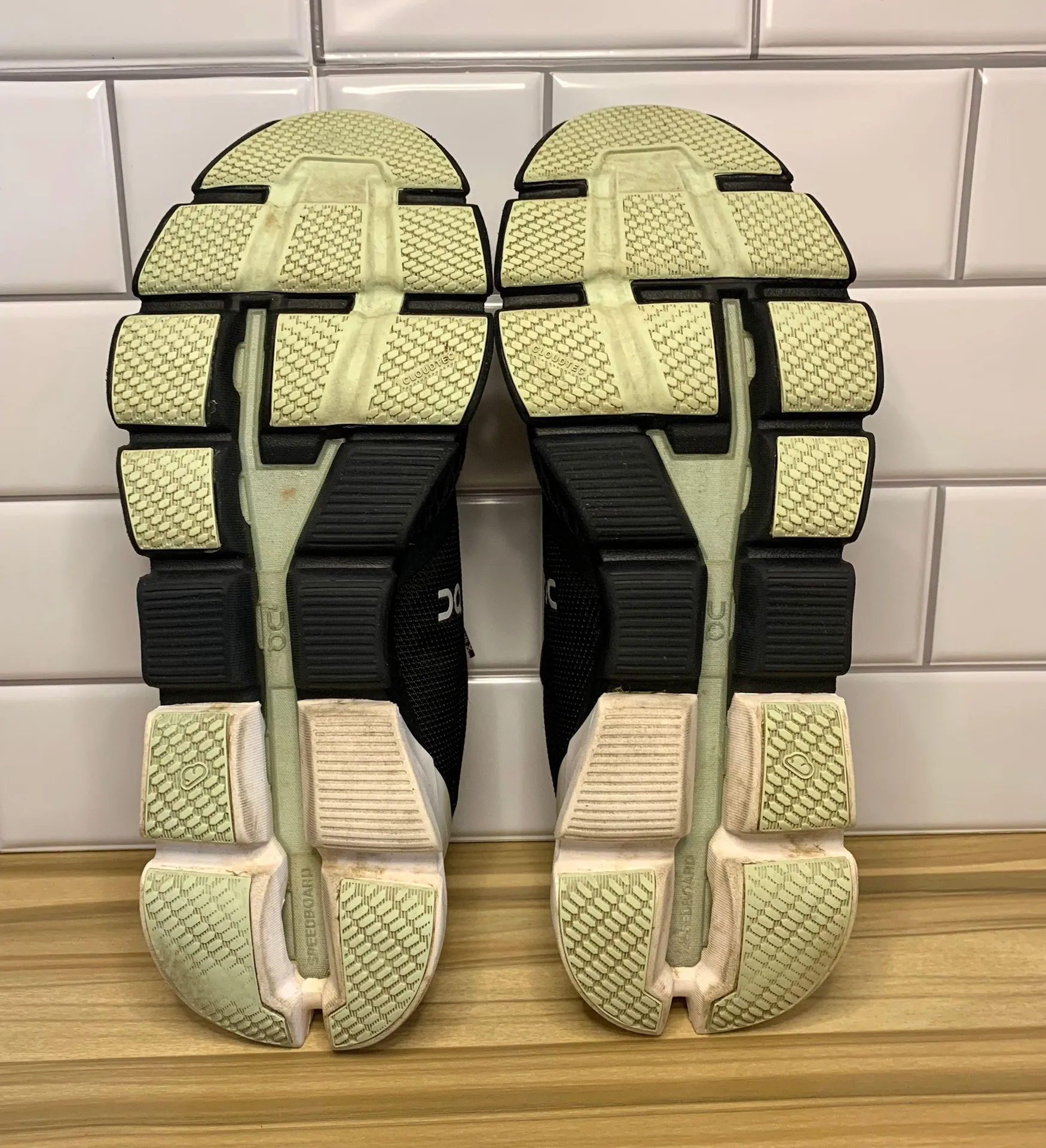 On Cloud  On Cloudflyer Black Mint Green Running Shoes Athletic Women's size 11 On Running - Image 9